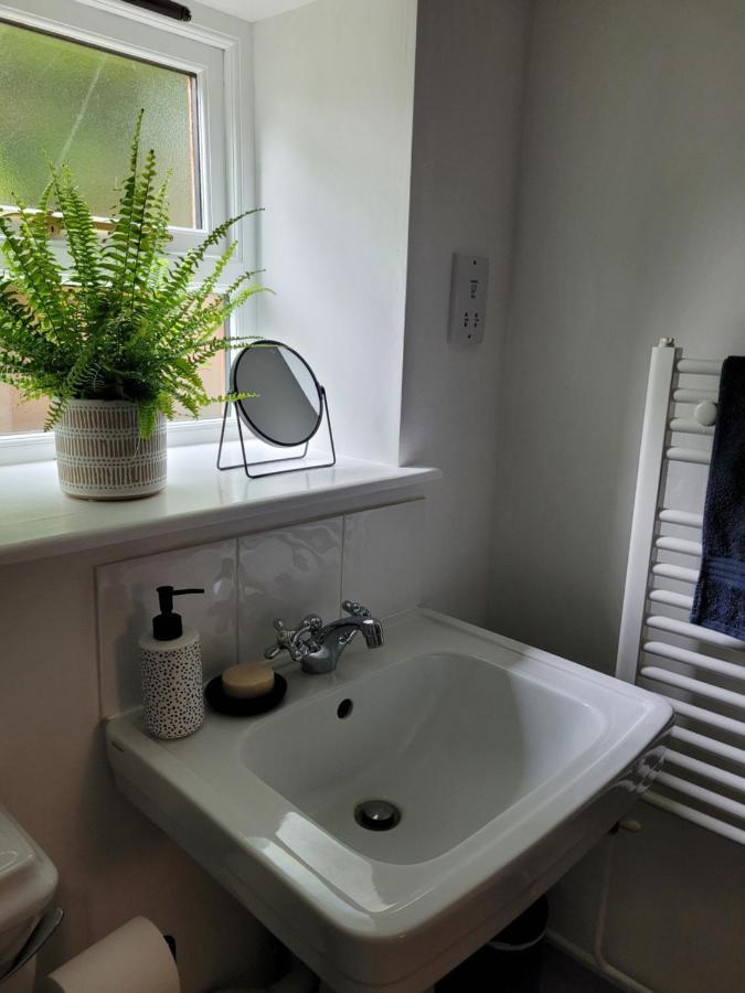 Entire 2 Bed Coach House In Peaceful Norfolk Village Holiday home