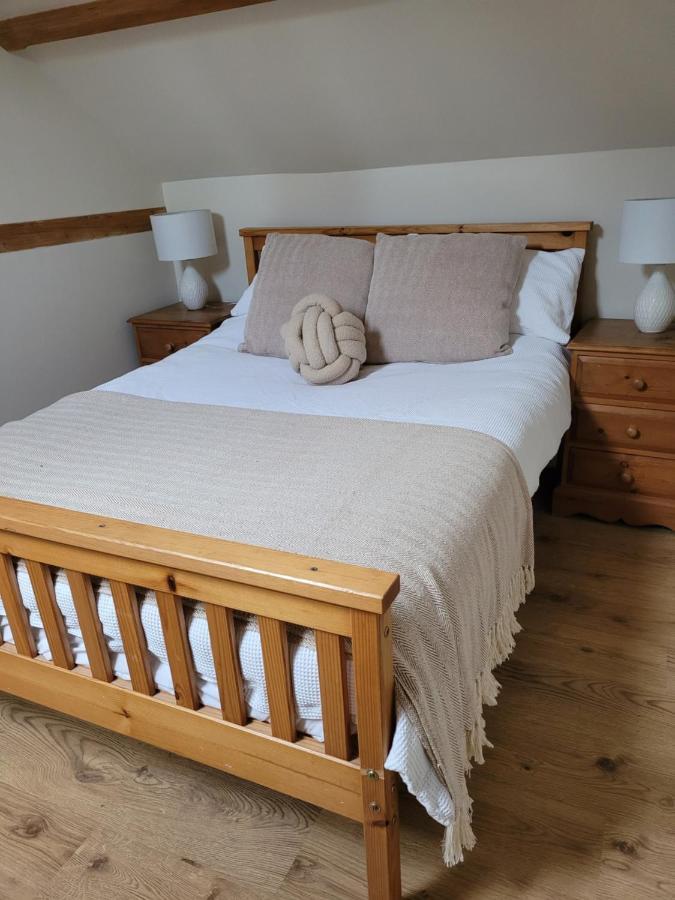 Entire 2 Bed Coach House In Peaceful Norfolk Village Pulham
