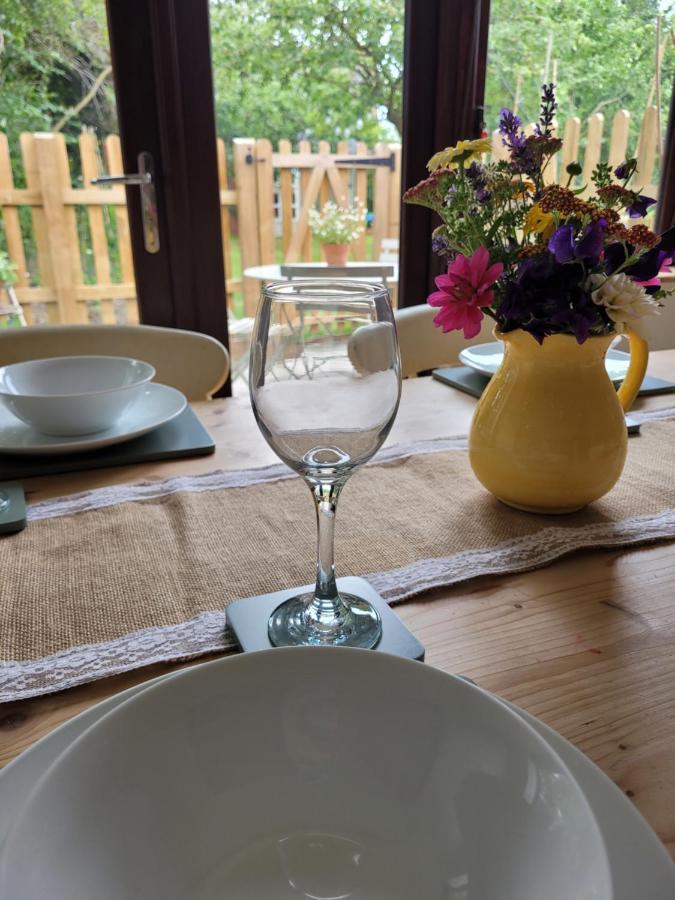 Entire 2 Bed Coach House In Peaceful Norfolk Village Holiday home