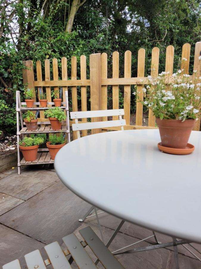 Entire 2 Bed Coach House In Peaceful Norfolk Village *