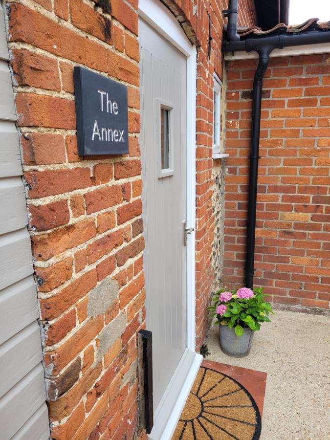Holiday home Entire 2 Bed Coach House In Peaceful Norfolk Village Pulham